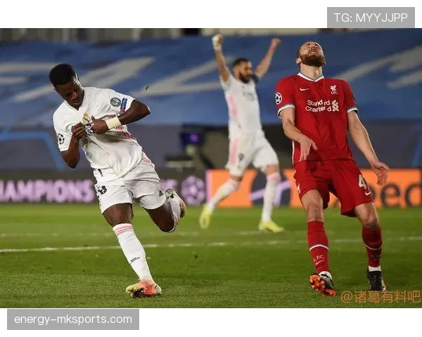 约翰逊突破频率提升拉开进攻空间效率明显提升