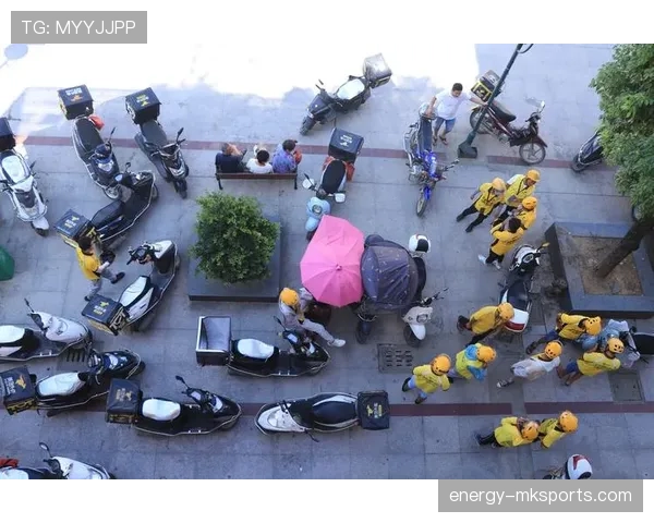 伏明霞晒早餐那张别说了，摆盘像五星级，我的外卖还在楼下